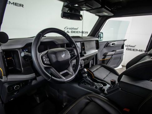 Used 2023 Ford Bronco Badlands w/ Sasquatch Package AWD/4WD image 20
