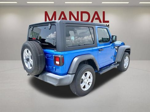 Used 2021 Jeep Wrangler Sport AWD/4WD image 5