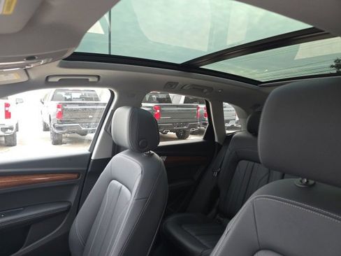 Used 2023 Audi Q5 2.0T Premium Plus w/ Premium Plus Package image 18