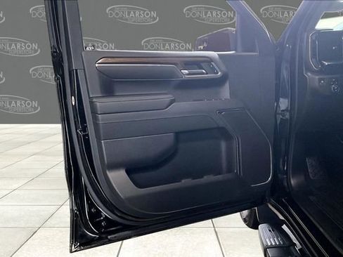 Used 2024 Chevrolet Silverado 1500 LT image 12