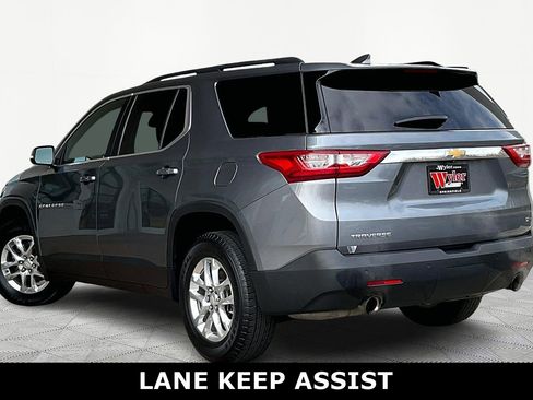Used 2020 Chevrolet Traverse LT image 4