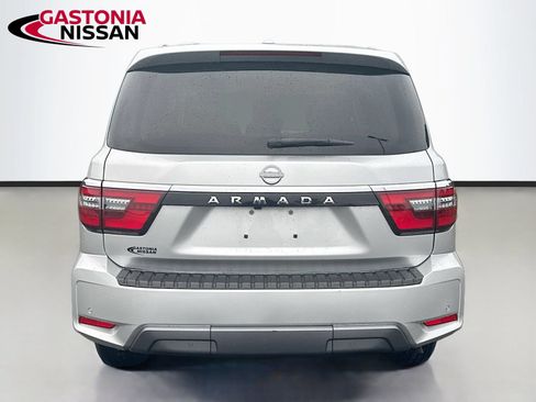 Used 2024 Nissan Armada SV RWD image 7