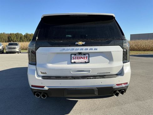 New 2025 Chevrolet Suburban Premier w/ Sun And Tow Package image 4