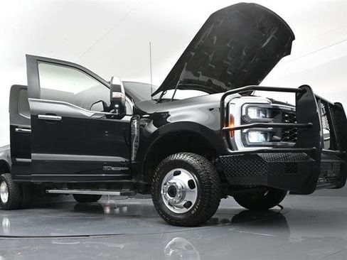 Used 2024 Ford F350 Lariat w/ Chrome Package AWD/4WD image 43