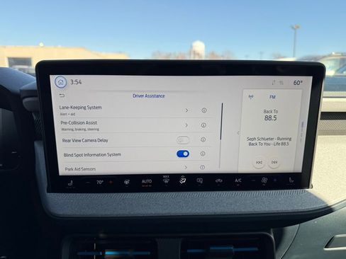 Used 2025 Ford Maverick XLT w/ XLT Luxury Package image 39