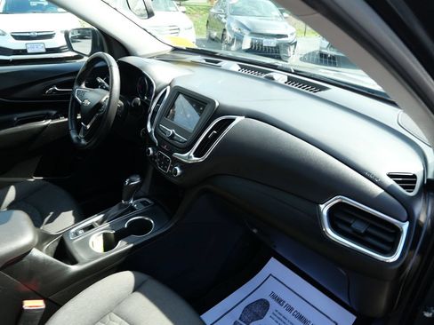Used 2019 Chevrolet Equinox LT w/ Driver Convenience Package AWD/4WD image 31