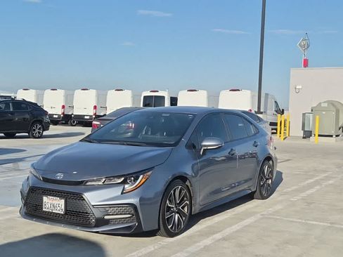 Used 2021 Toyota Corolla SE FWD image 1
