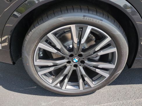 Used 2026 BMW X7 xDrive40i AWD/4WD image 13