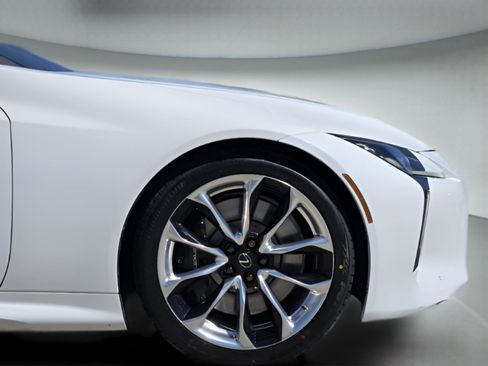 Used 2018 Lexus LC 500 Coupe RWD image 34