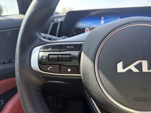 Used 2025 Kia Sportage SX FWD image 28
