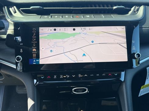 New 2026 Jeep Grand Cherokee Altitude AWD/4WD image 13