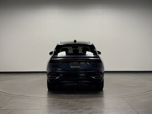 Used 2024 Lincoln Nautilus Reserve image 7