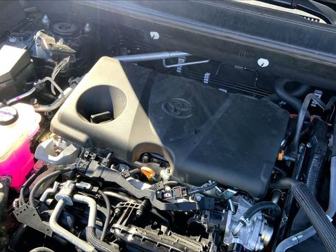 Certified 2025 Toyota RAV4 XLE image 29