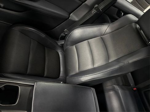 Used 2018 Honda Accord Sport image 16