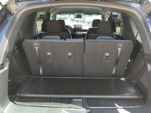 Used 2023 Honda Pilot Sport image 24