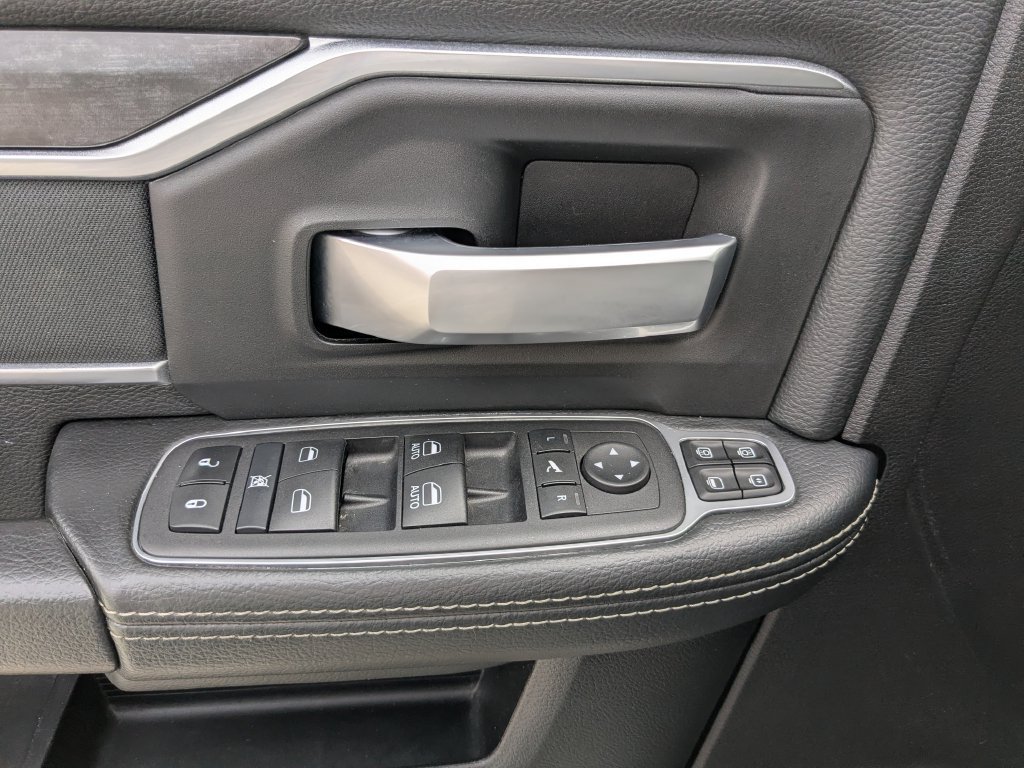 Used 2024 RAM 2500 Big Horn AWD/4WD image 23