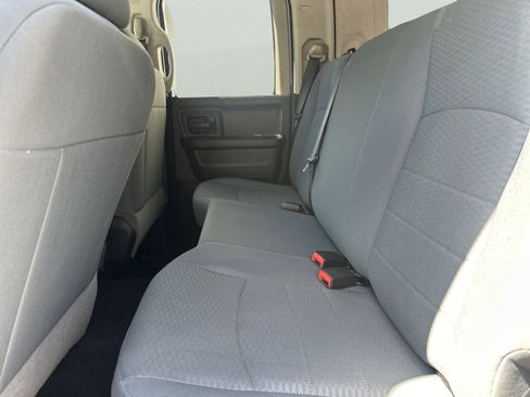 Used 2018 RAM 1500 Express image 9