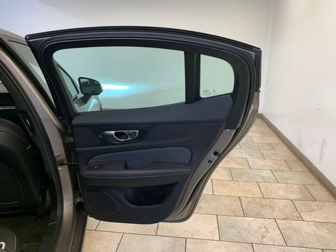 Used 2019 Volvo S60 T6 R-Design AWD/4WD image 43