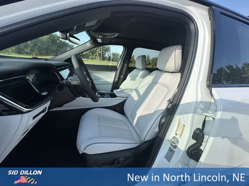 New 2025 Jeep Wagoneer Limited image 14