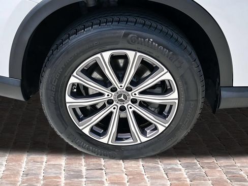Used 2023 Mercedes-Benz GLC 300 image 36