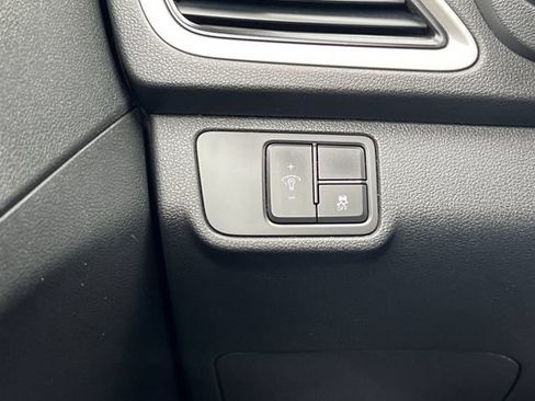 Used 2021 Hyundai Accent SE FWD image 33