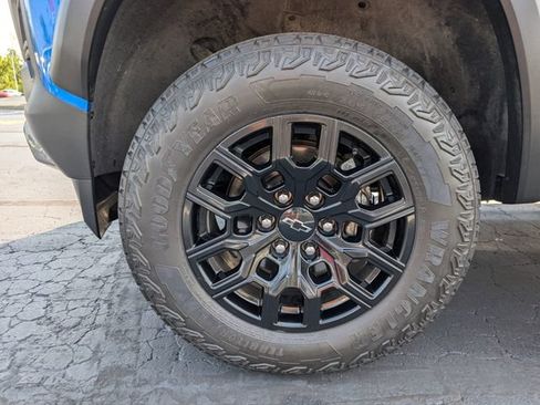 Used 2024 Chevrolet Colorado Trail Boss AWD/4WD image 26