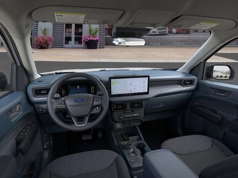 New 2025 Ford Maverick XL image 9