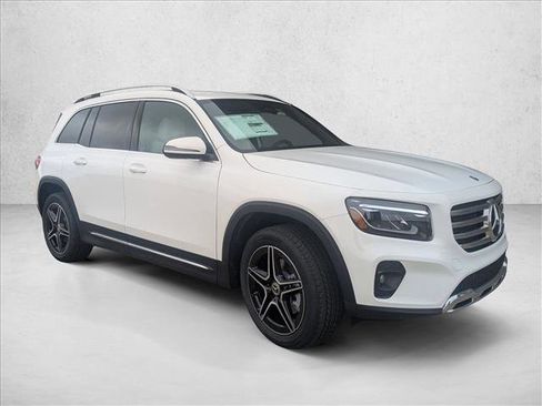 Certified 2026 Mercedes-Benz GLB 250 image 3