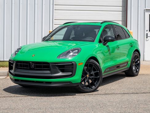 Used 2023 Porsche Macan GTS image 1