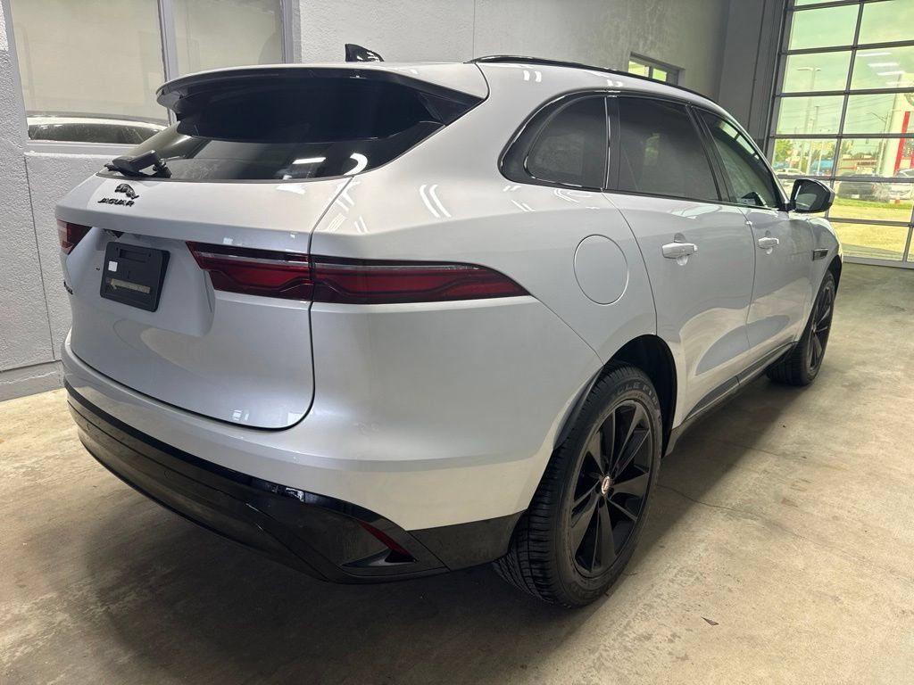 Used 2023 Jaguar F-PACE S AWD/4WD image 37