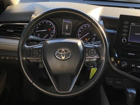 Used 2023 Toyota Camry SE image 11