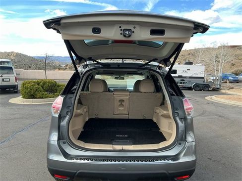 Used 2016 Nissan Rogue SL w/ SL Premium Package image 26