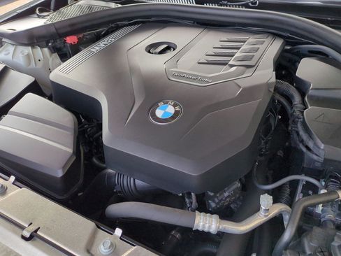 Used 2024 BMW 330i xDrive Sedan AWD/4WD image 35