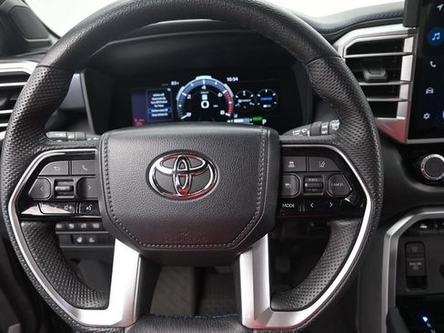 Used 2024 Toyota Sequoia Platinum AWD/4WD image 24