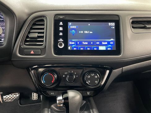 Used 2021 Honda HR-V Sport image 27