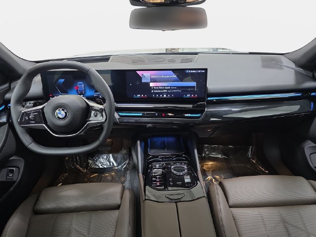 Certified 2024 BMW 530i xDrive w/ Executive Package AWD/4WD image 9