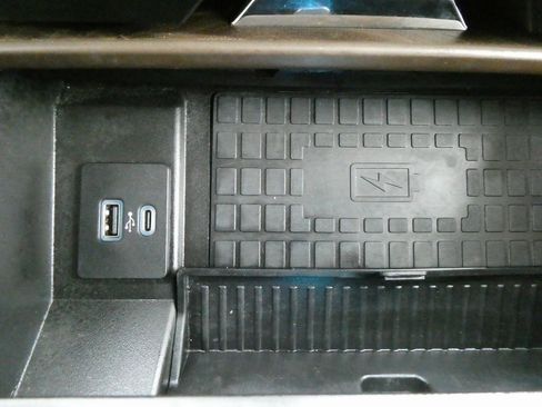 Used 2021 Ford Expedition Max Platinum image 36