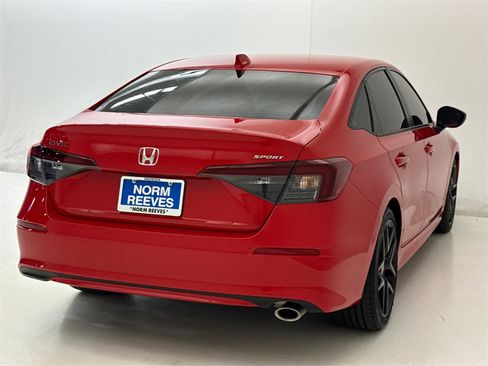 Certified 2025 Honda Civic Sport image 10
