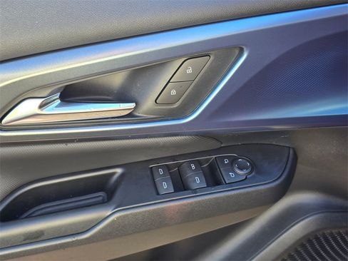 New 2026 Chevrolet Equinox EV LT image 22