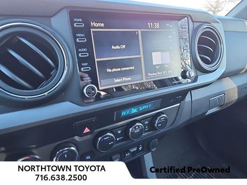 Used 2023 Toyota Tacoma TRD Off-Road image 19