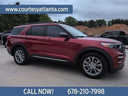 Certified 2023 Ford Explorer XLT w/ Equipment Group 202A