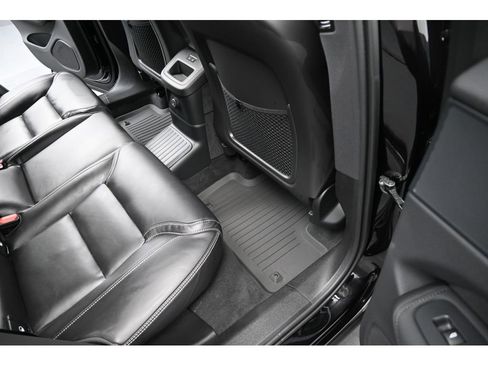 New 2026 Volvo XC60 T8 Ultra w/ Climate Package AWD/4WD image 17