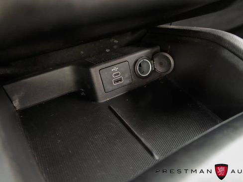 Used 2025 Ford Escape ST-Line FWD image 31