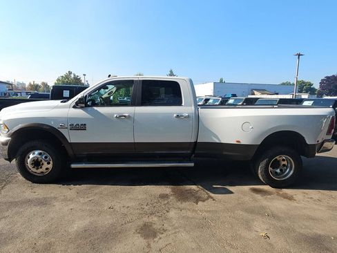 Used 2017 RAM 3500 Laramie AWD/4WD image 4