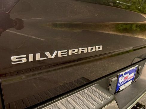 Used 2022 Chevrolet Silverado 1500 LTZ AWD/4WD image 33