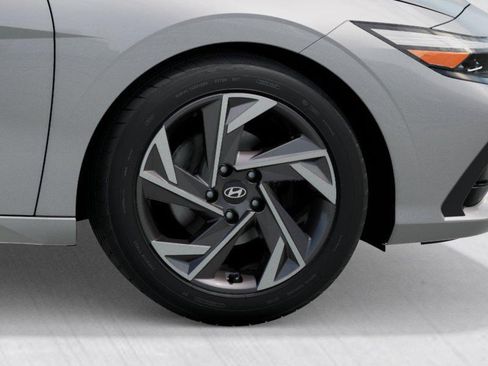 New 2026 Hyundai Elantra SEL Sport Premium image 8