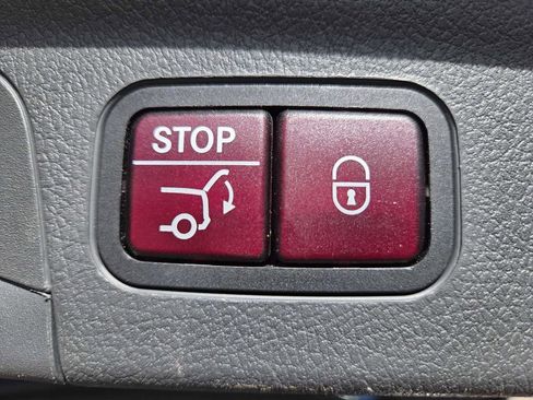 Used 2020 Mercedes-Benz GLE 350 4MATIC image 13