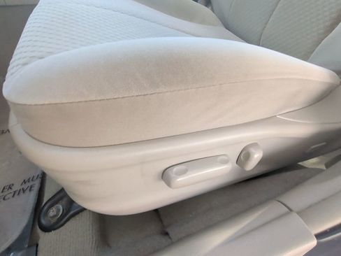 Used 2009 Toyota Camry image 13