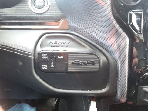 Used 2020 RAM 3500 Limited image 34