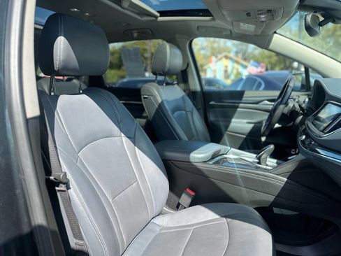 Used 2018 Buick Enclave Premium w/ Experience Buick Package image 28